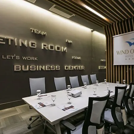 Wind Of Lara Antália