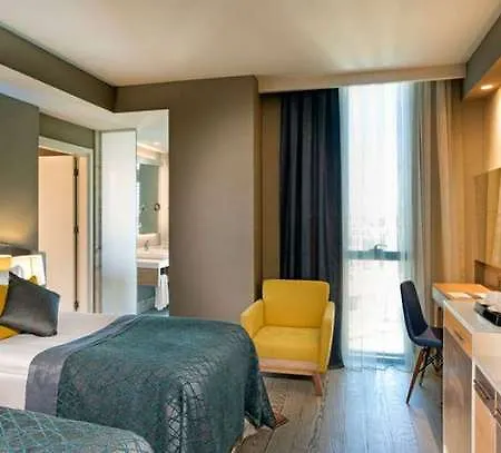 Wind Of Lara Hotel 5*